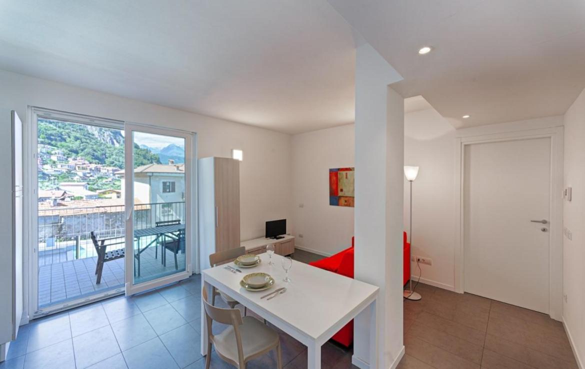 The Sunshine - Apartments With Pool Musso Ngoại thất bức ảnh